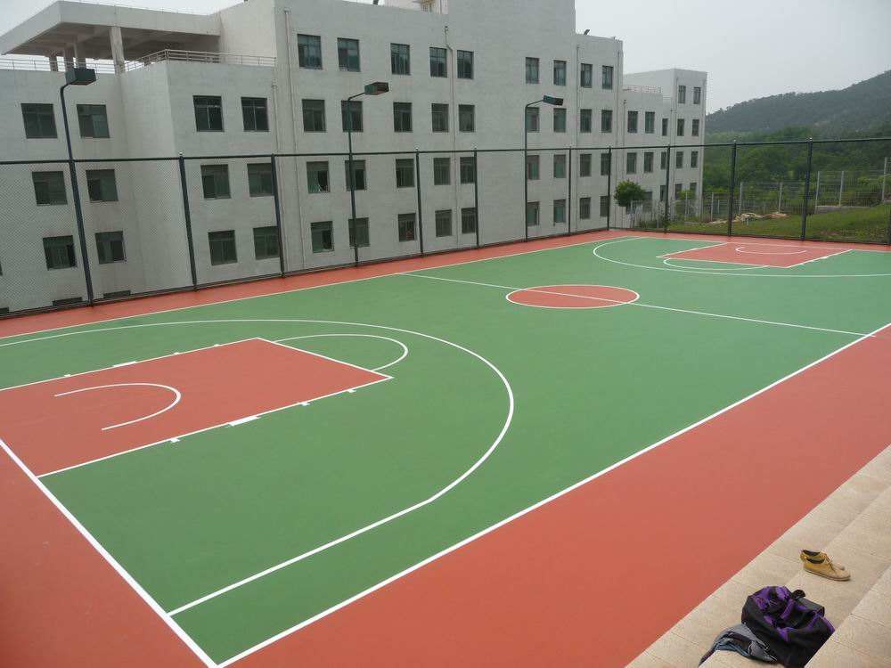 龍泉萝莉社在线播放顆粒球場
